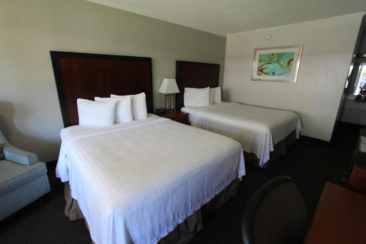 Standard Queen Room Two Queen Beds