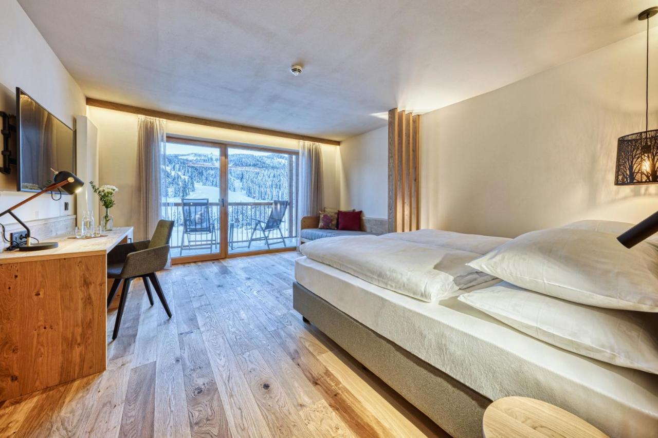 Doppelzimmer mit Balkon