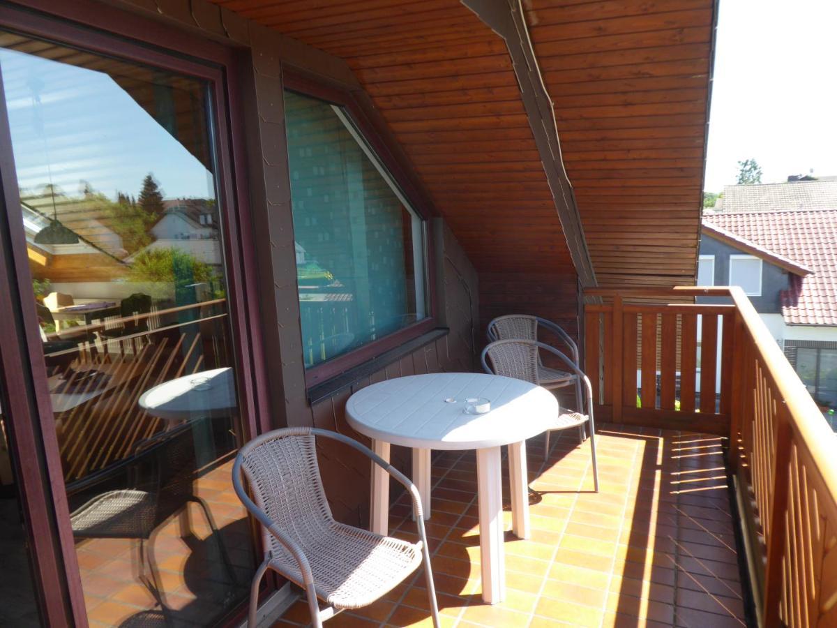 Studio mit Balkon