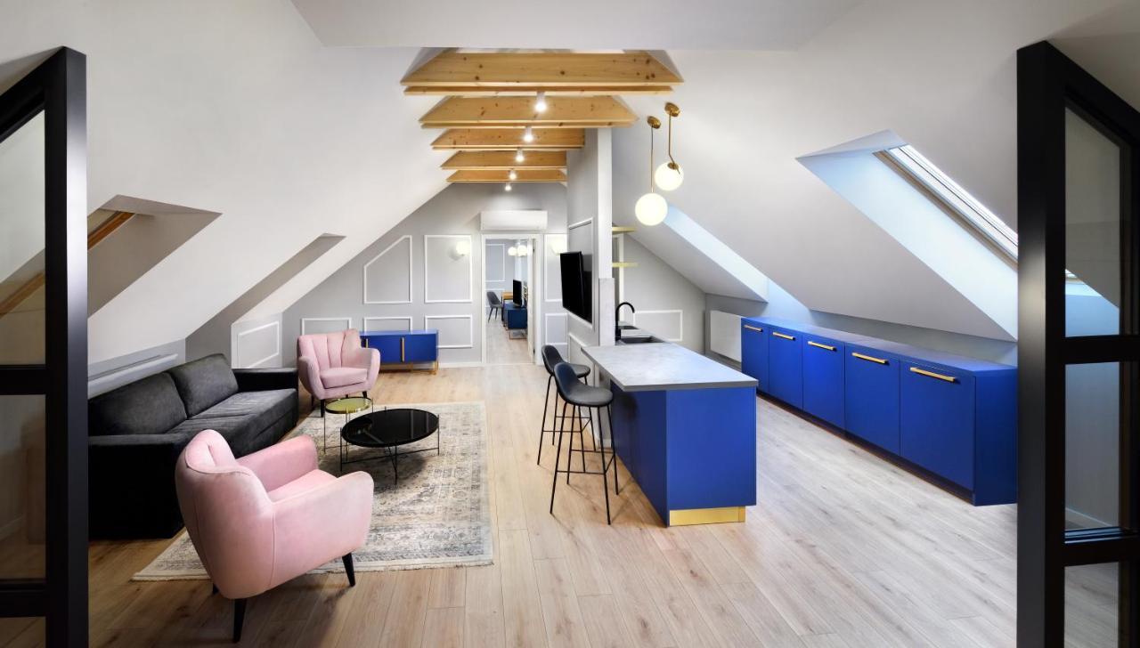 Apartment Mountain View