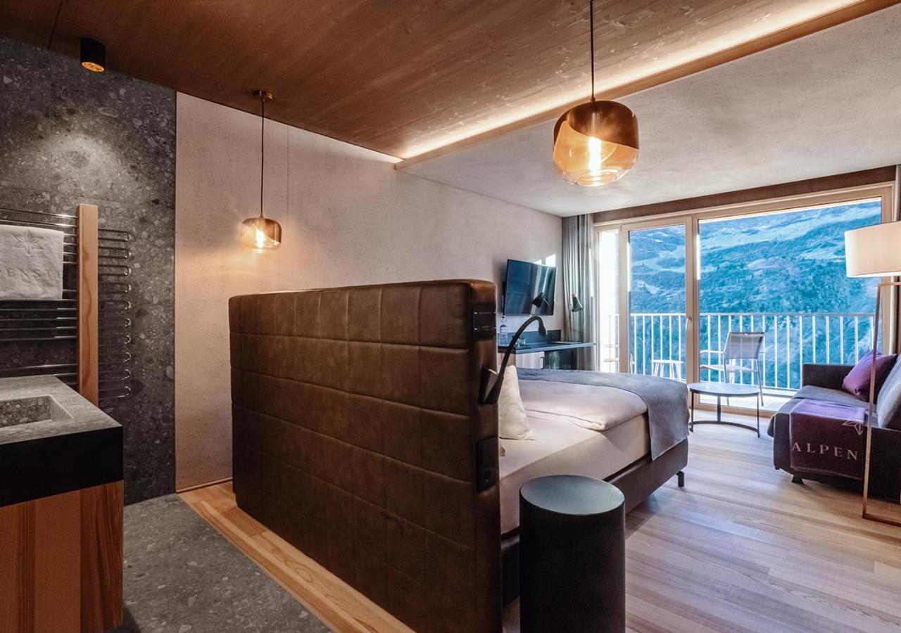 Deluxe Double Room,1077186010:JPEG