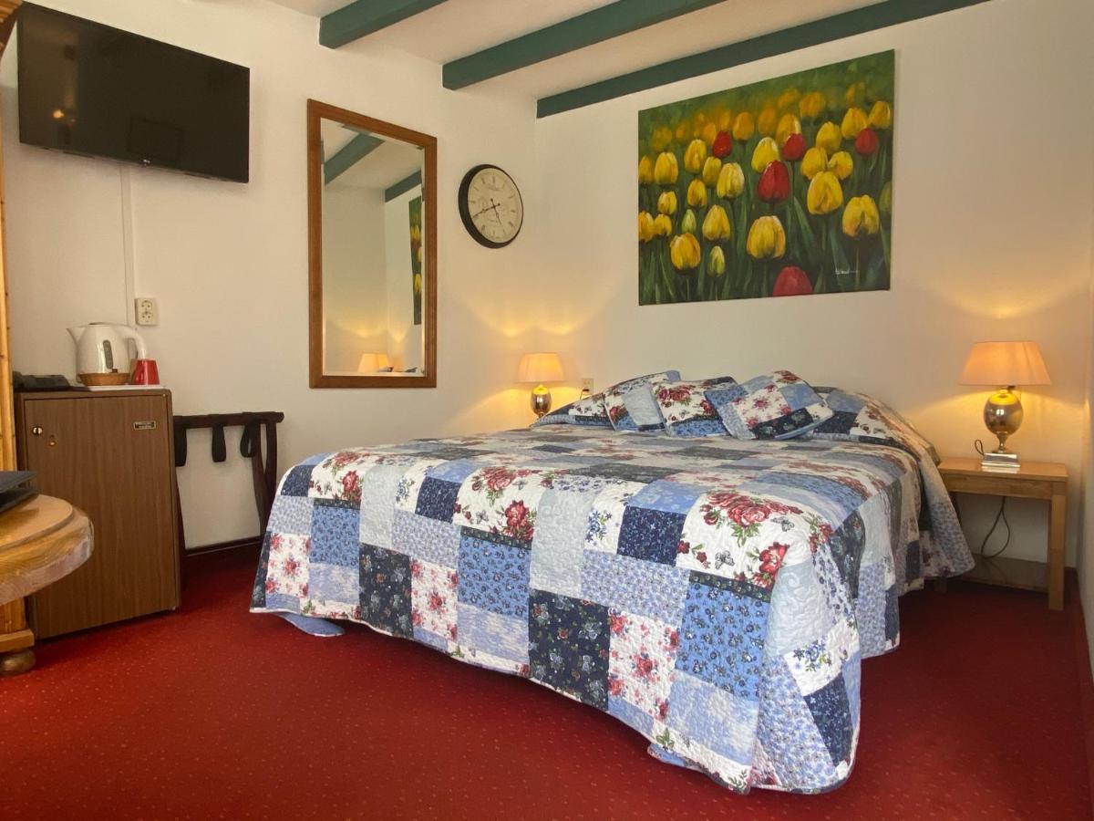 Doppelzimmer mit Dusche