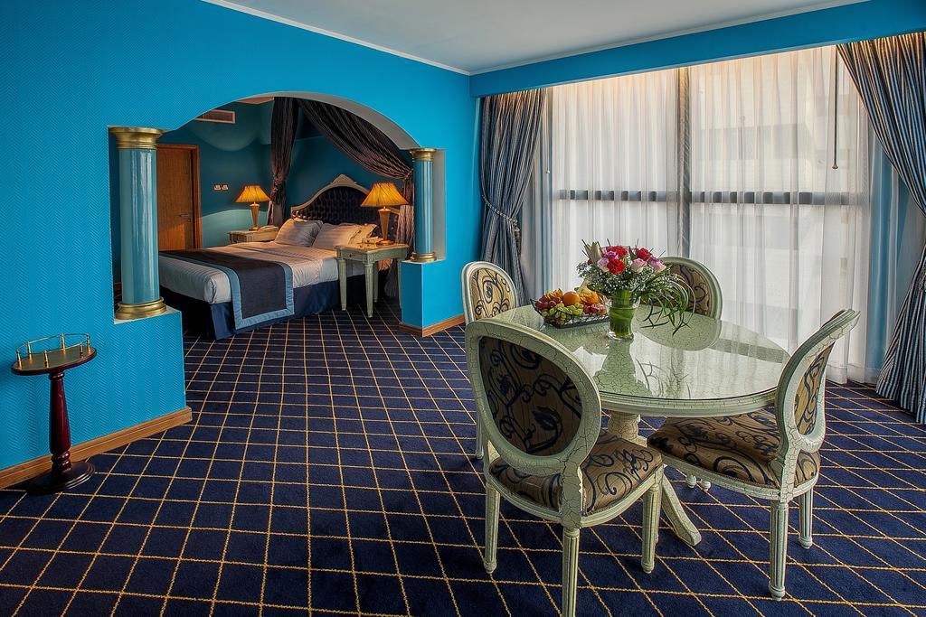 Suite Junior (2 Adultes + 1 Enfant)