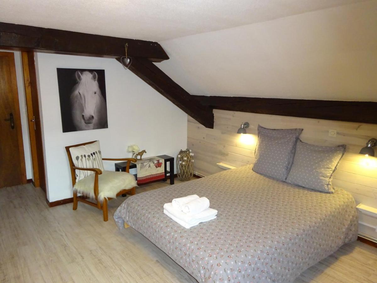 Driepersoonskamer met Badkamer