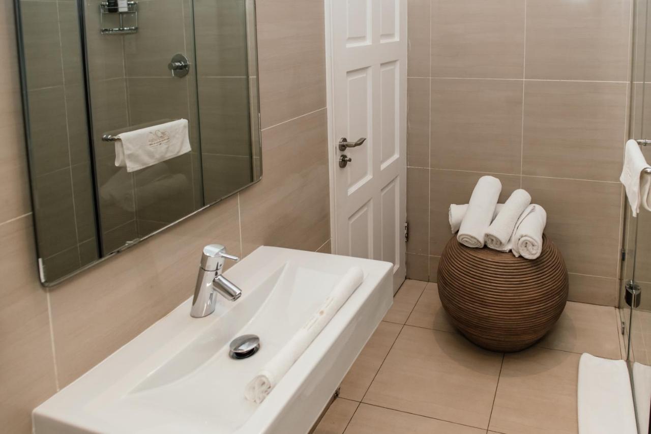 Deluxe Room with Sea View
