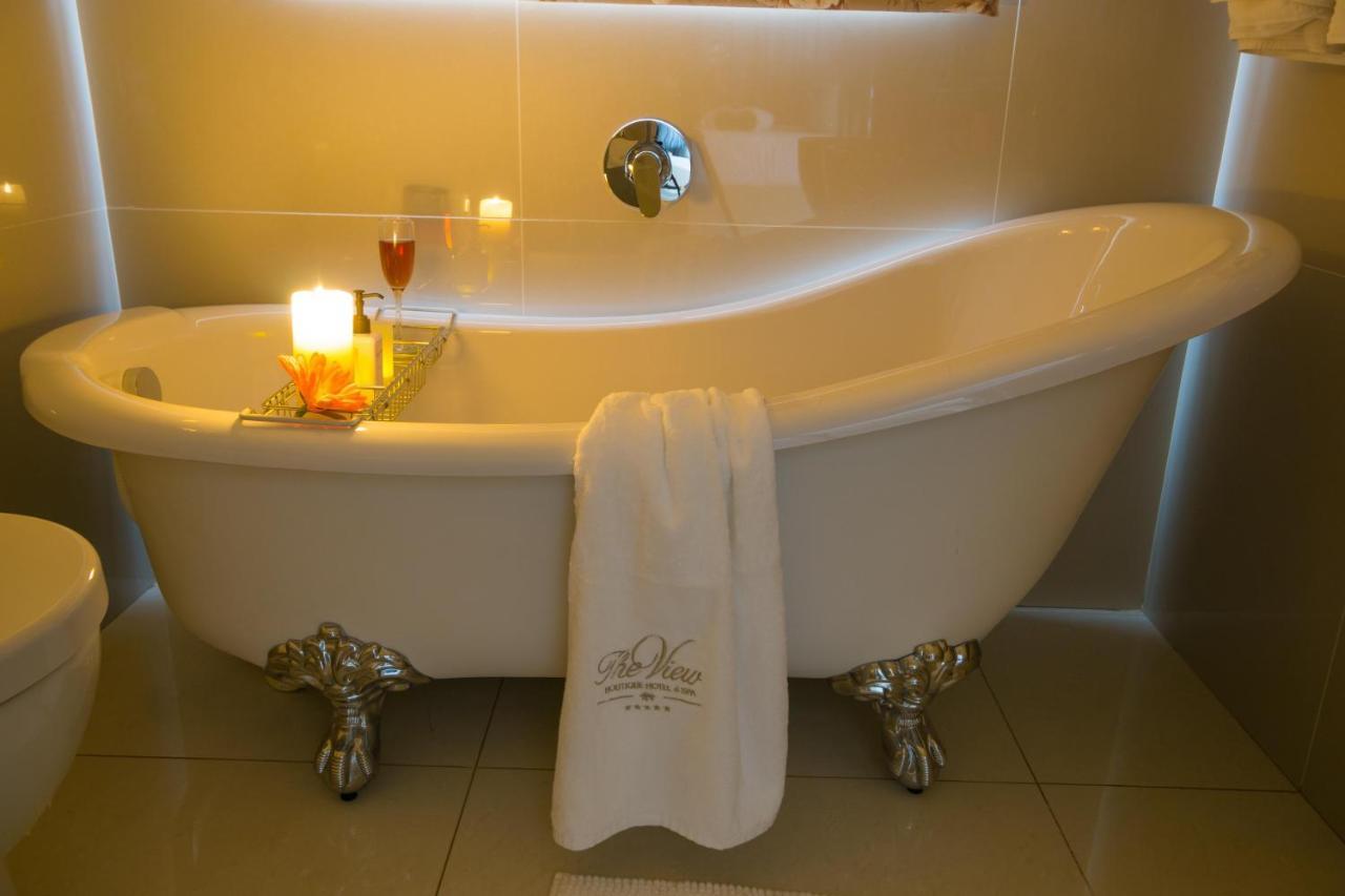 Deluxe Room with Garden View
