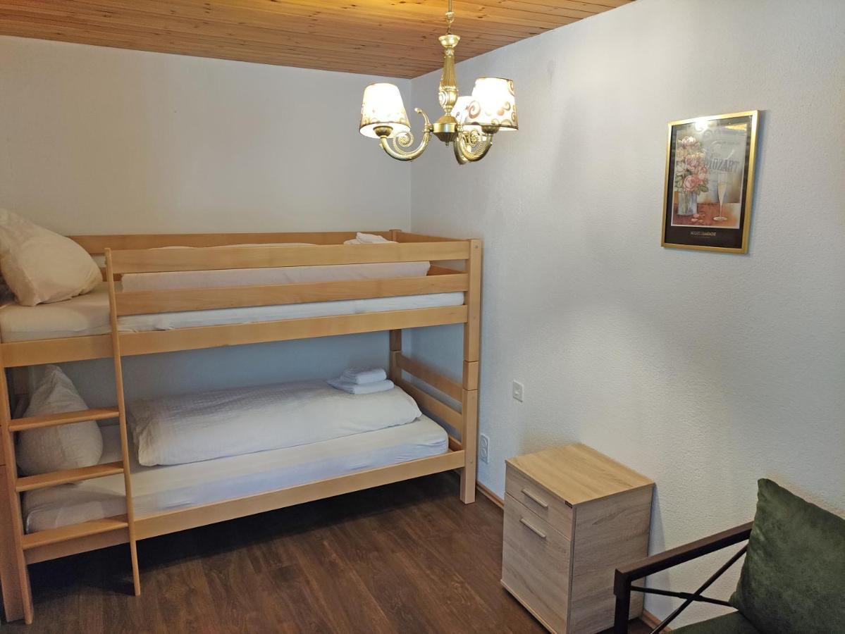 Deluxe Family Room,1139110624:JPEG