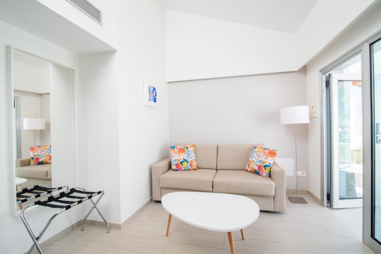 Suite with Garden View