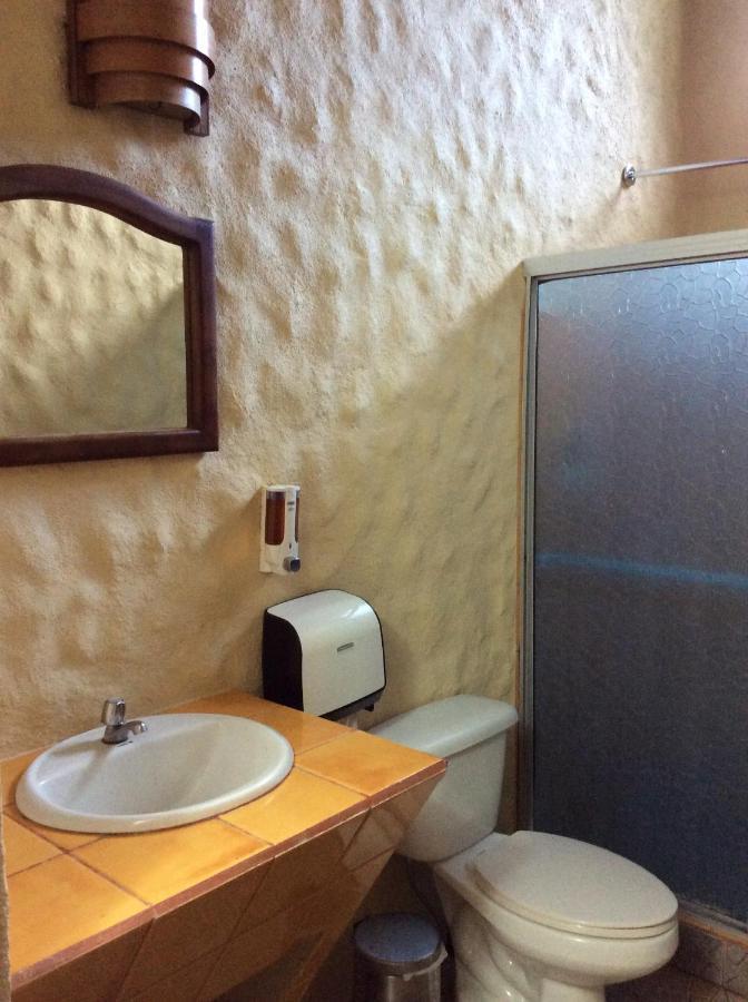 Villa,1169505211:JPEG