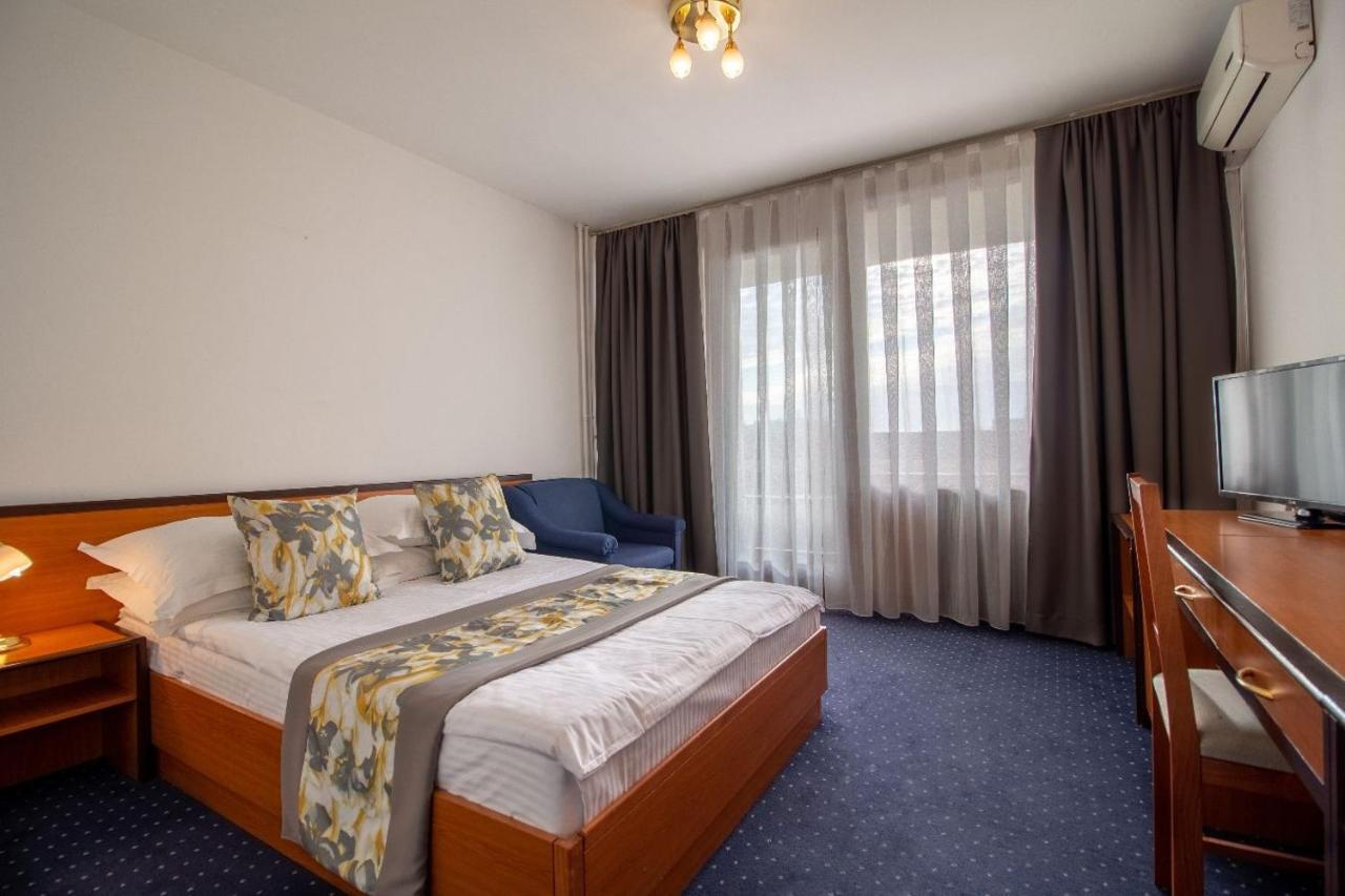 Standard Double Room,1169366218:JPEG