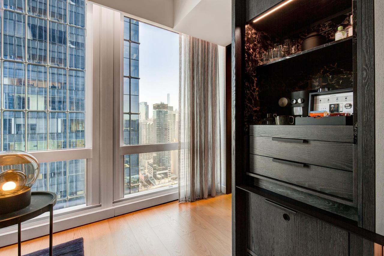 Suíte de Canto Deluxe de 1 Quarto com 1 Cama King-size e Vista da Cidade