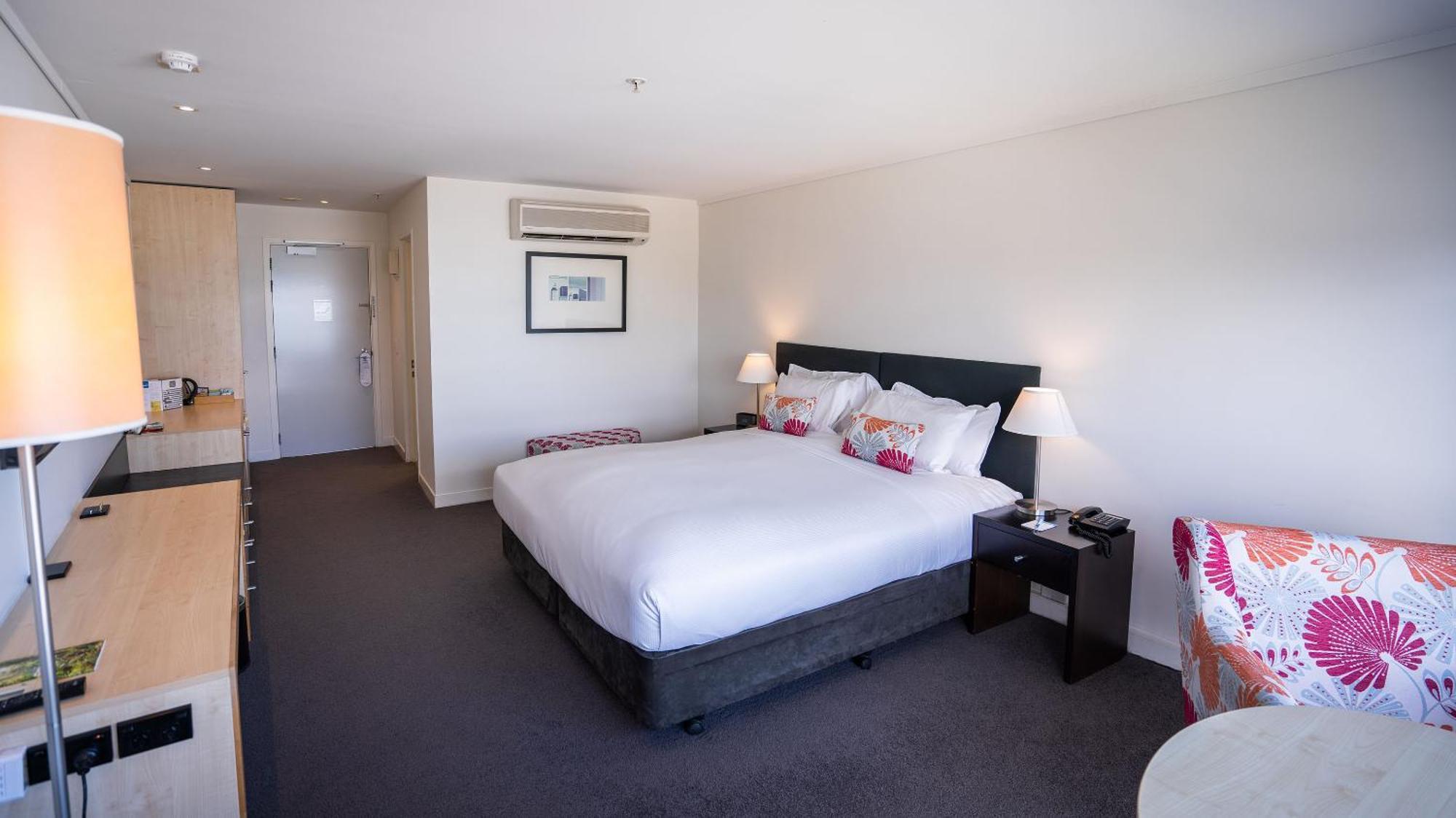 Superior King Room,1213865764:JPEG