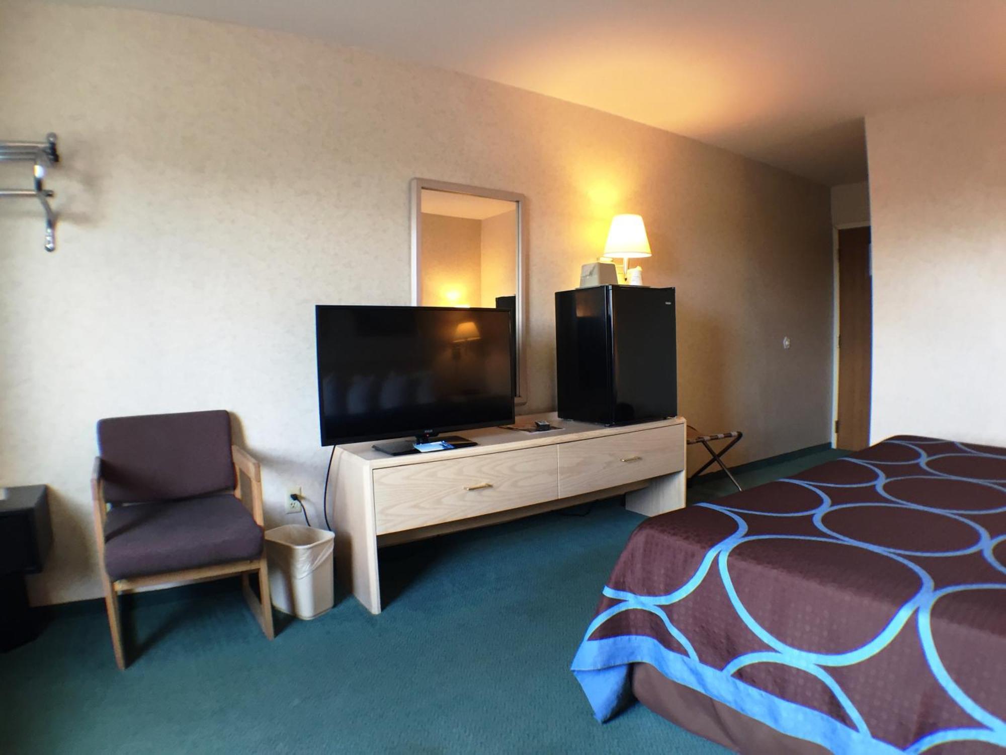 King Room - Non-Smoking