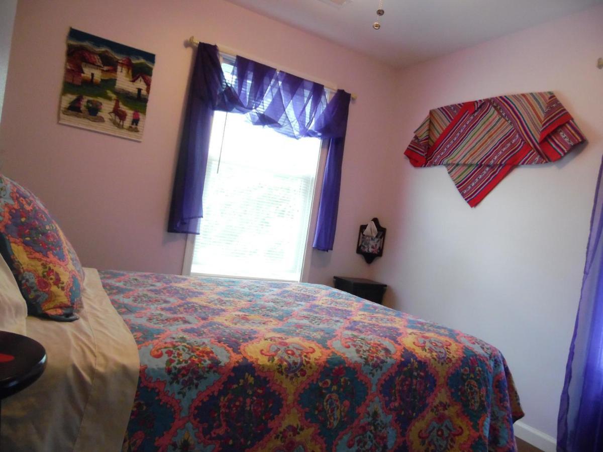 Deluxe Double Room with Bath,1256778409:JPEG