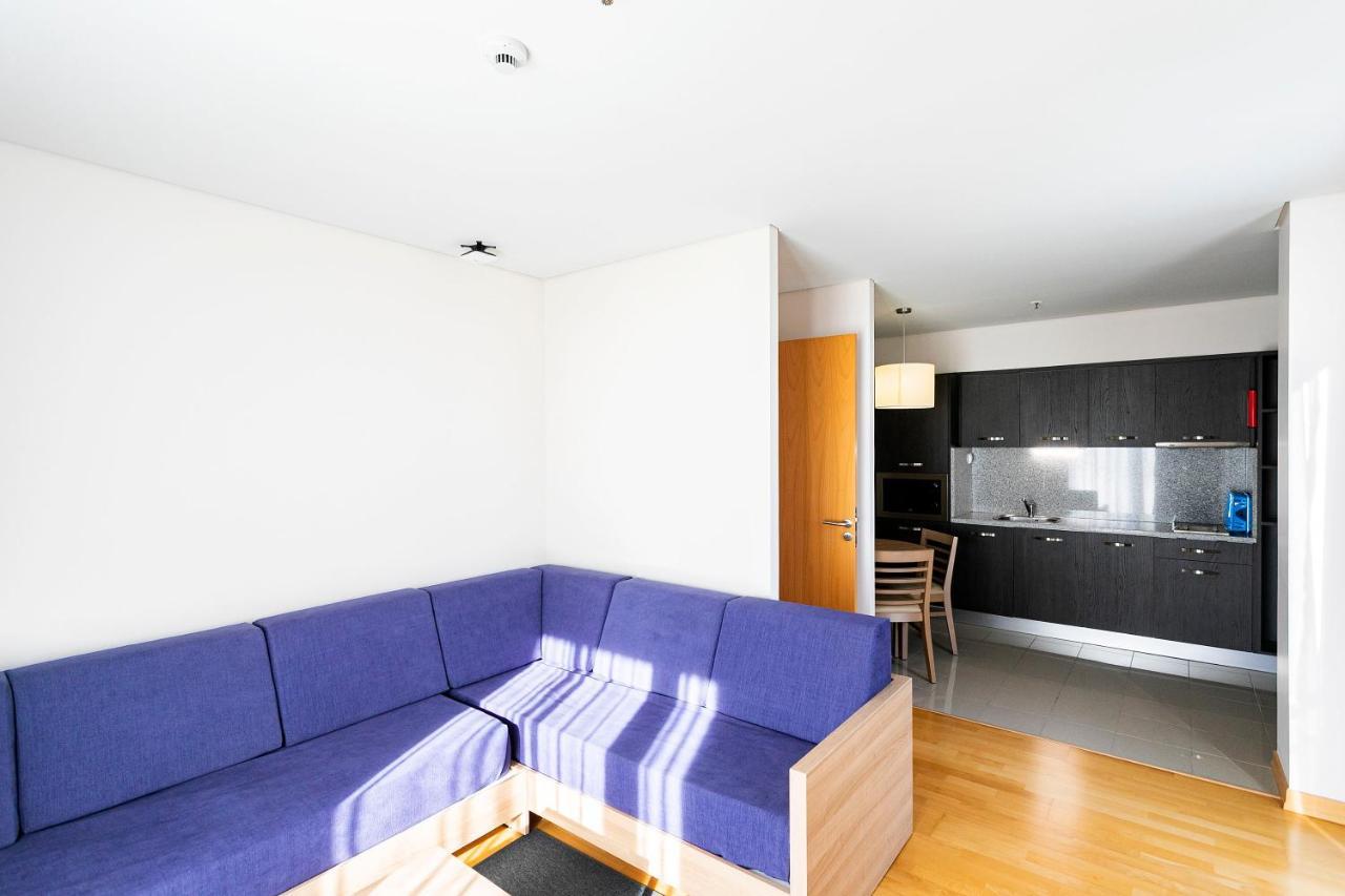 One-Bedroom Apartment,1258495291:JPEG