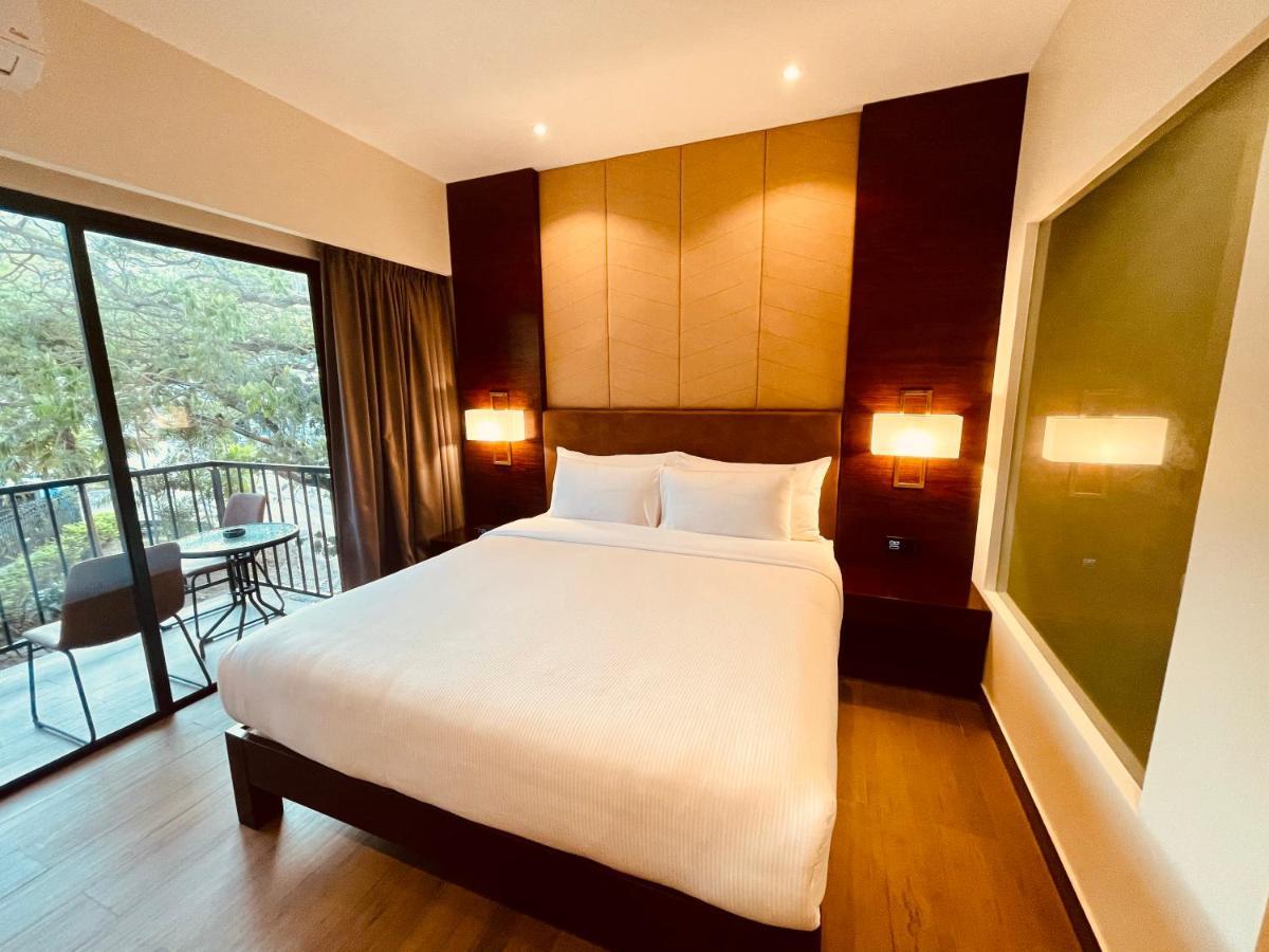 Deluxe Double Room with Balcony,1269044392:JPEG