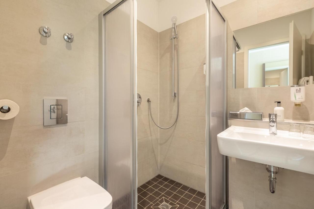 Double Room Style