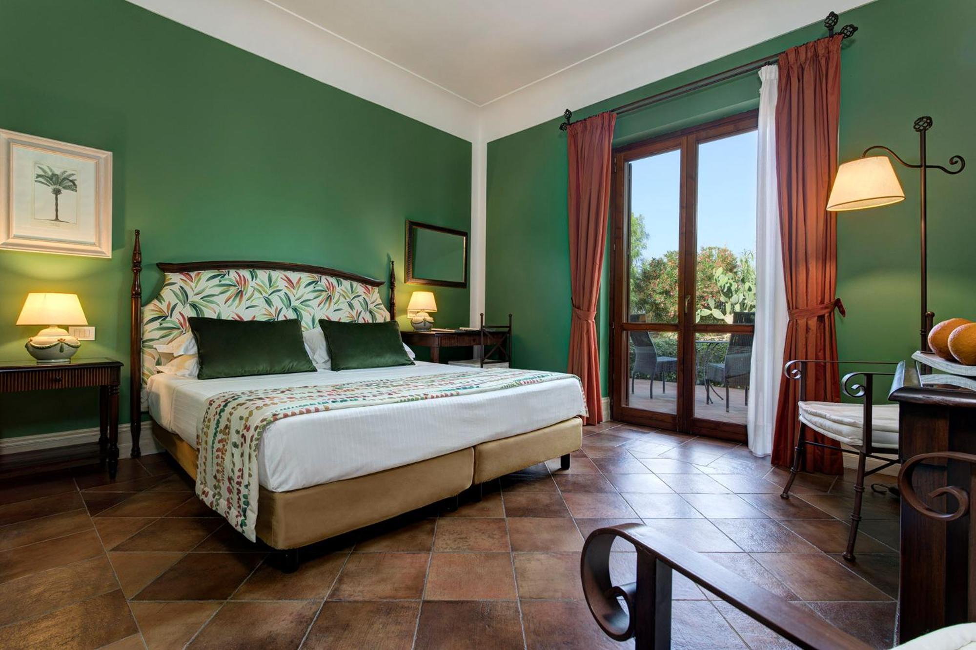 Double Superior Room Balcony Countryside View