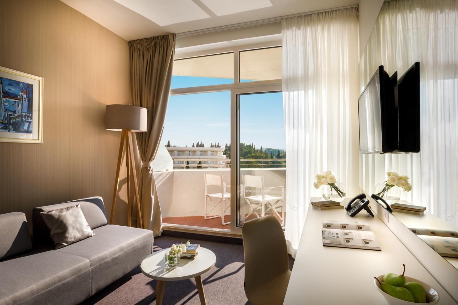 Junior Suite met Balkon en Uitzicht op Zee