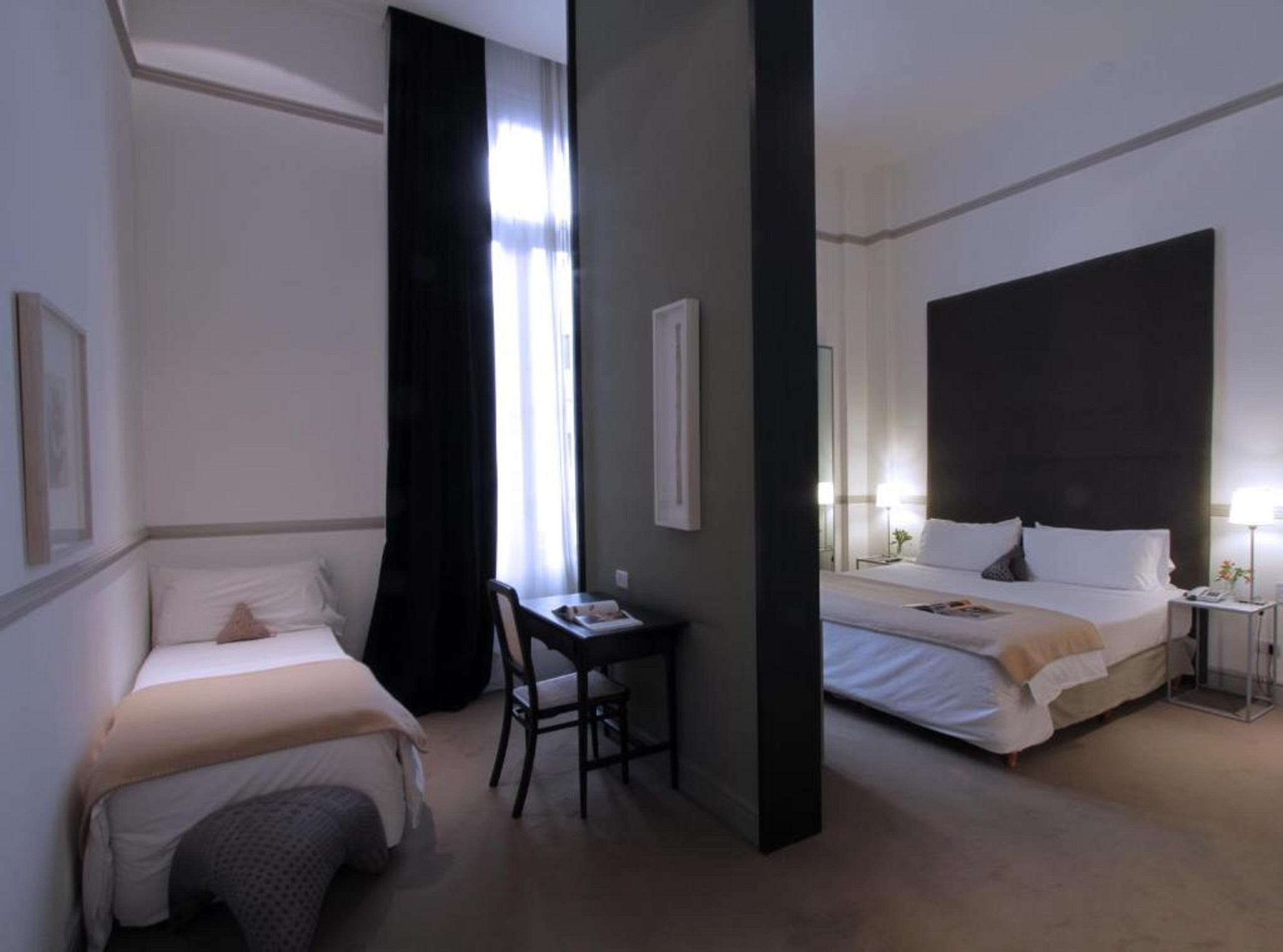 Concept Superior Triple Room with Three Twin Beds