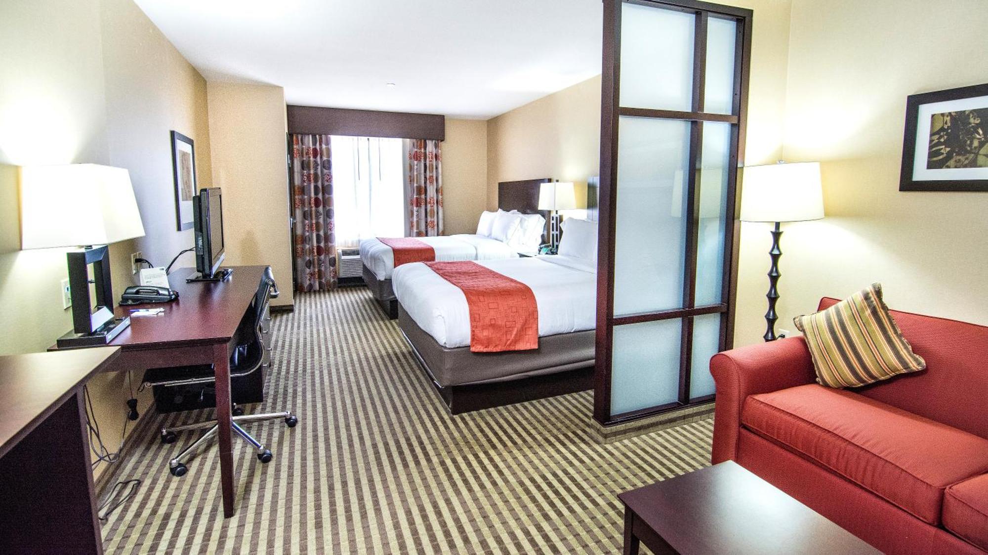 Standard Room with Two Queen Beds