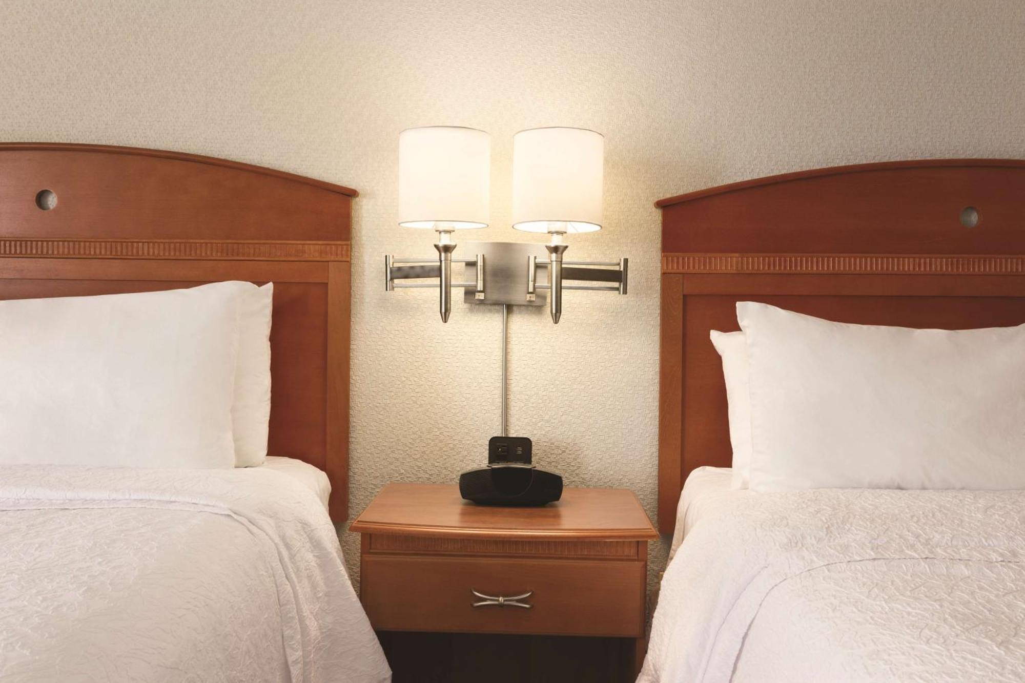 Room with Two Queen Beds - Non-Smoking,1552337455:JPEG