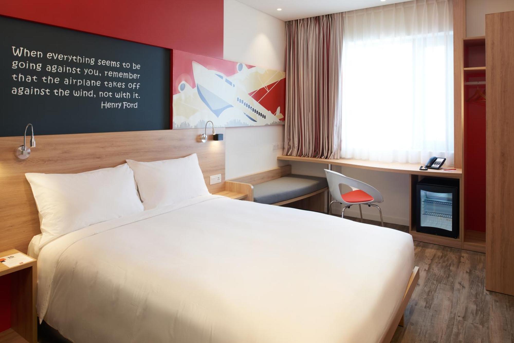 Family Room Complimentary Round-trip Transfer to International Terminal upon request