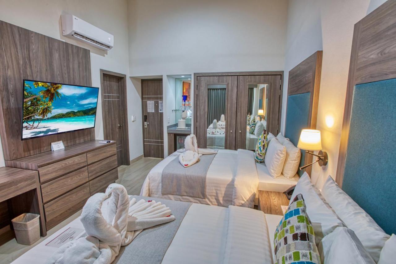 Quadruple Room Private Bathroom