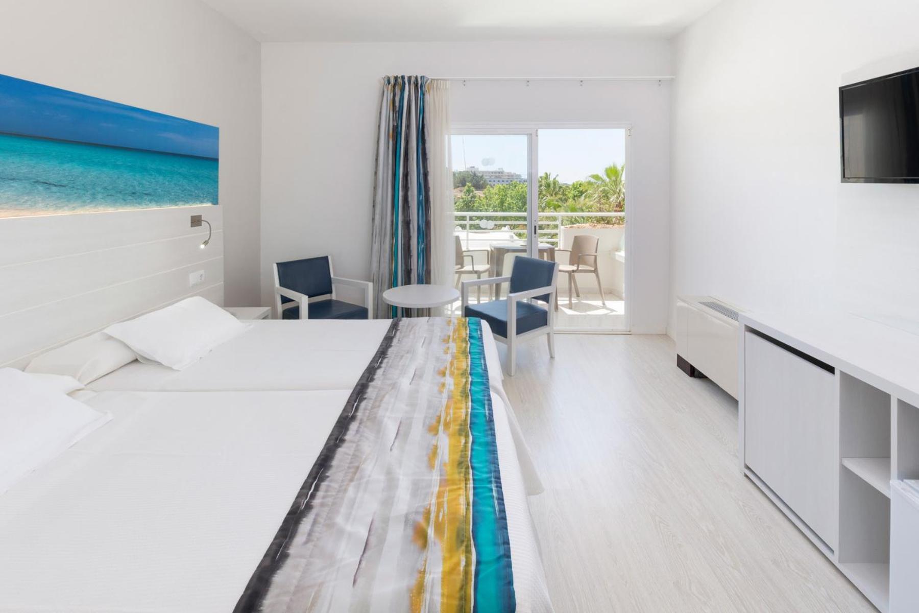 Double Room,1306739221:JPEG