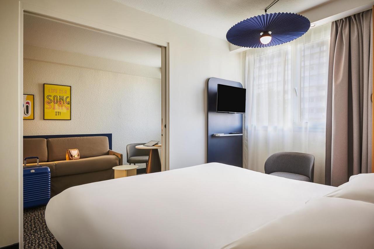 Quarto Superior com Cama de Casal e Sofá-cama