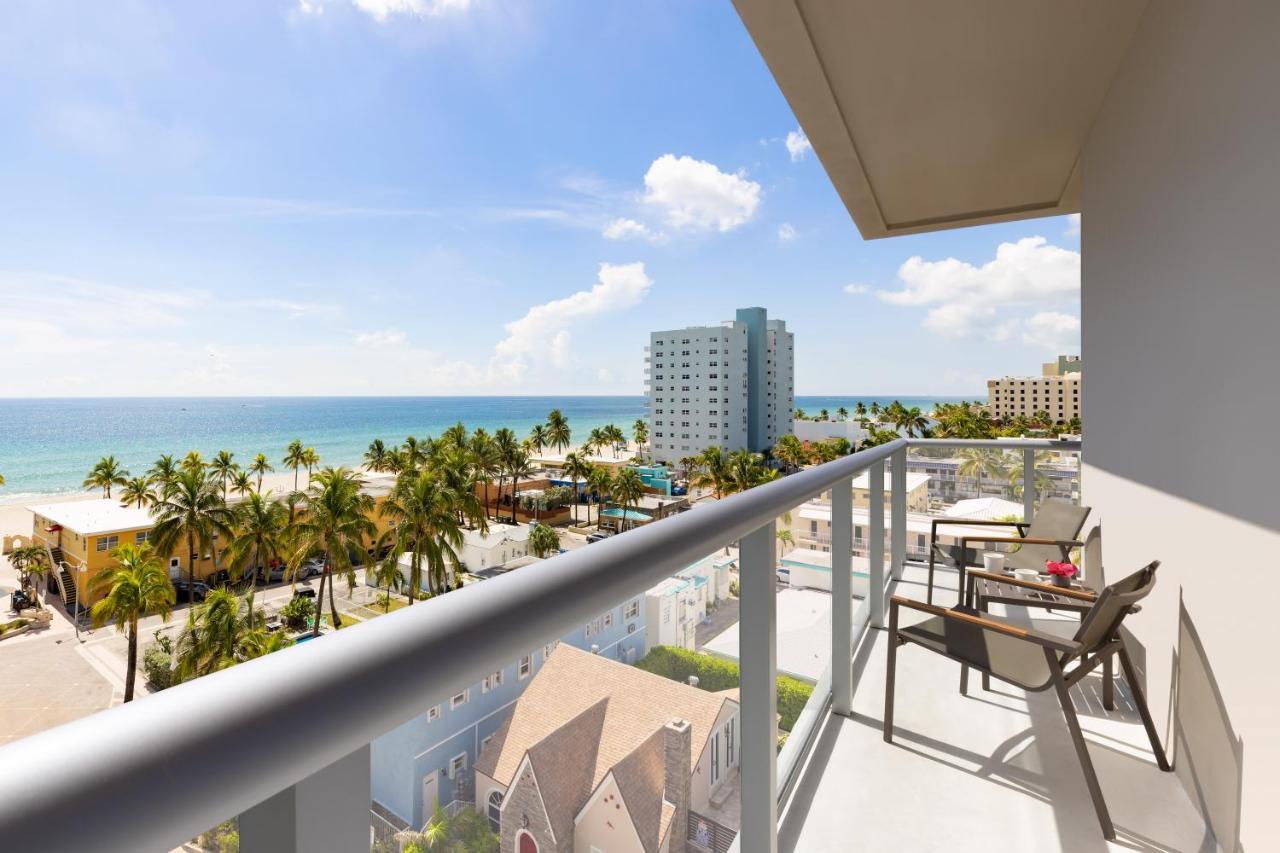 Two Bedroom Suite With Balcony and Water View,1556626264:JPEG