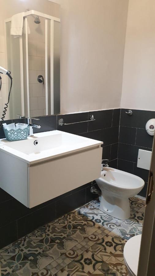 Chambre Triple avec Salle de Bains