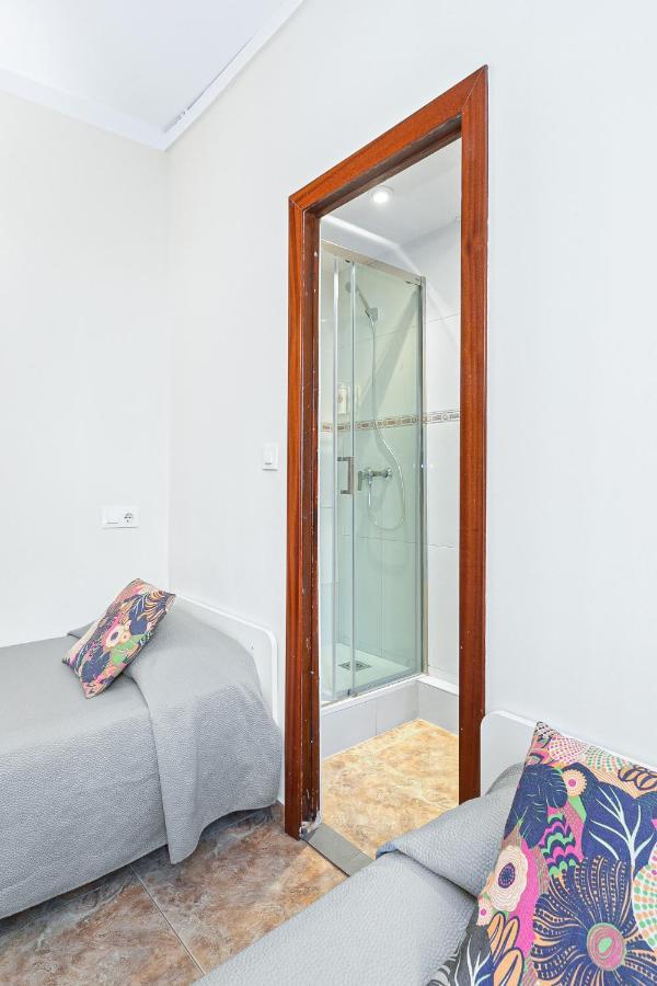 Twin Room with Private Bathroom,1350319993:JPEG