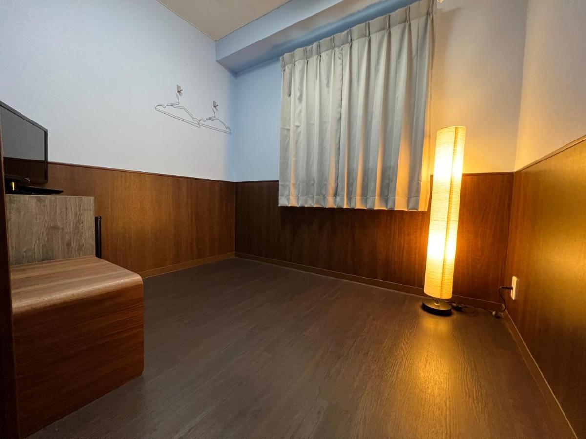 Economy Tweepersoonskamer in Japanse Stijl met 2 Aparte Bedden en Gedeelde Badkamer - Rookvrij