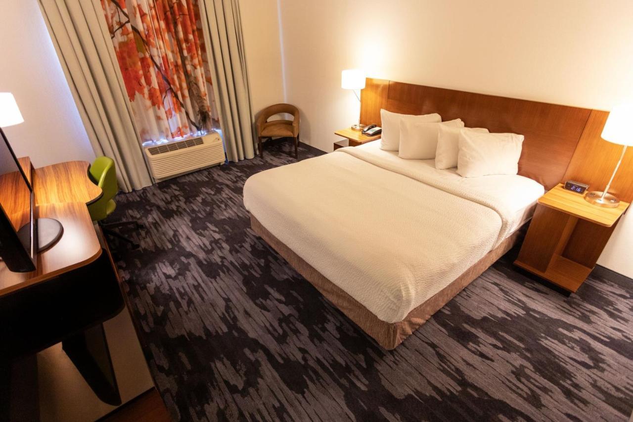 King Room - Hearing Accessible