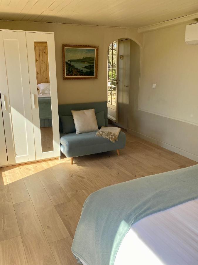 King Room Garden View