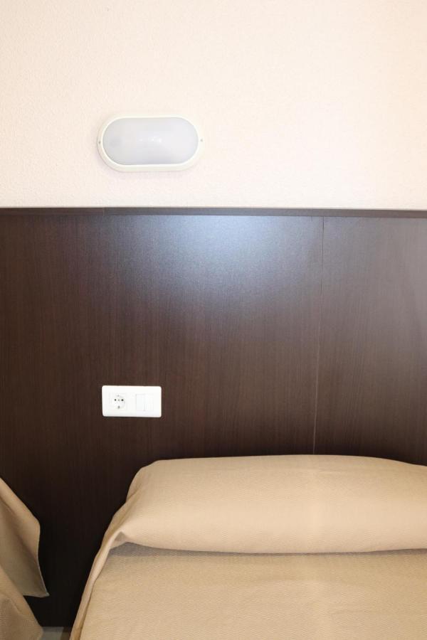 Chambre Simple Standard avec Salle de Bains Commune