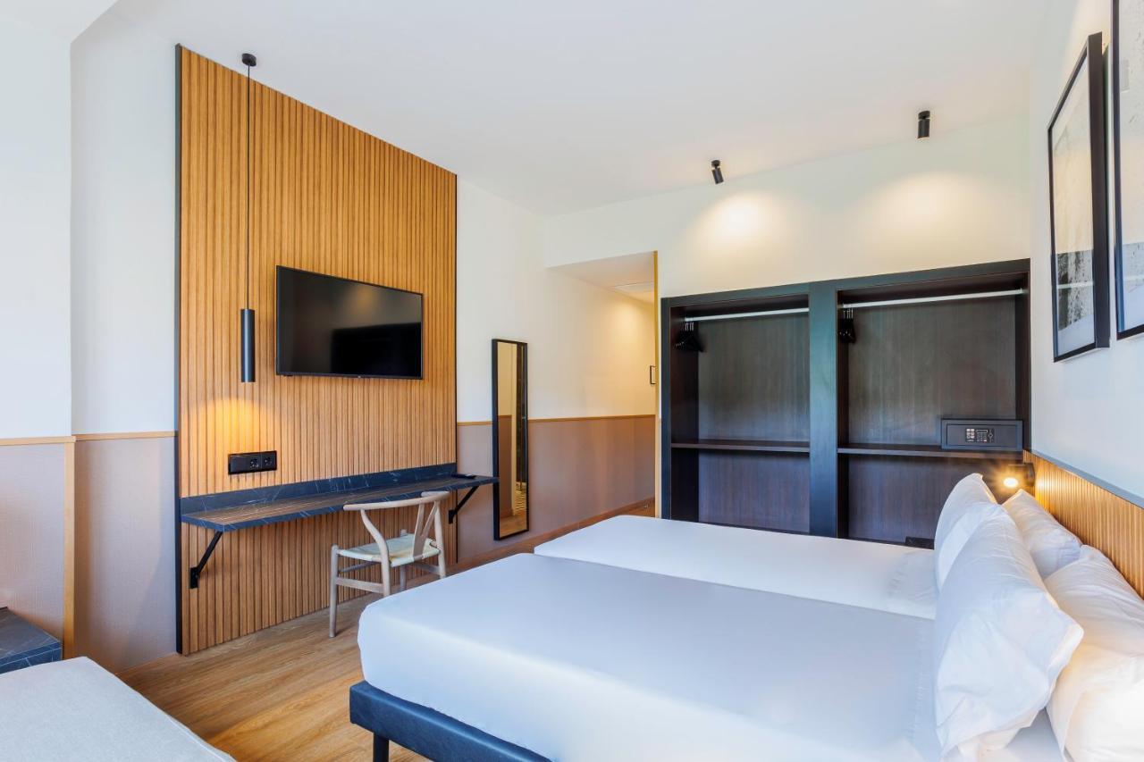 Quarto Triplo Standard