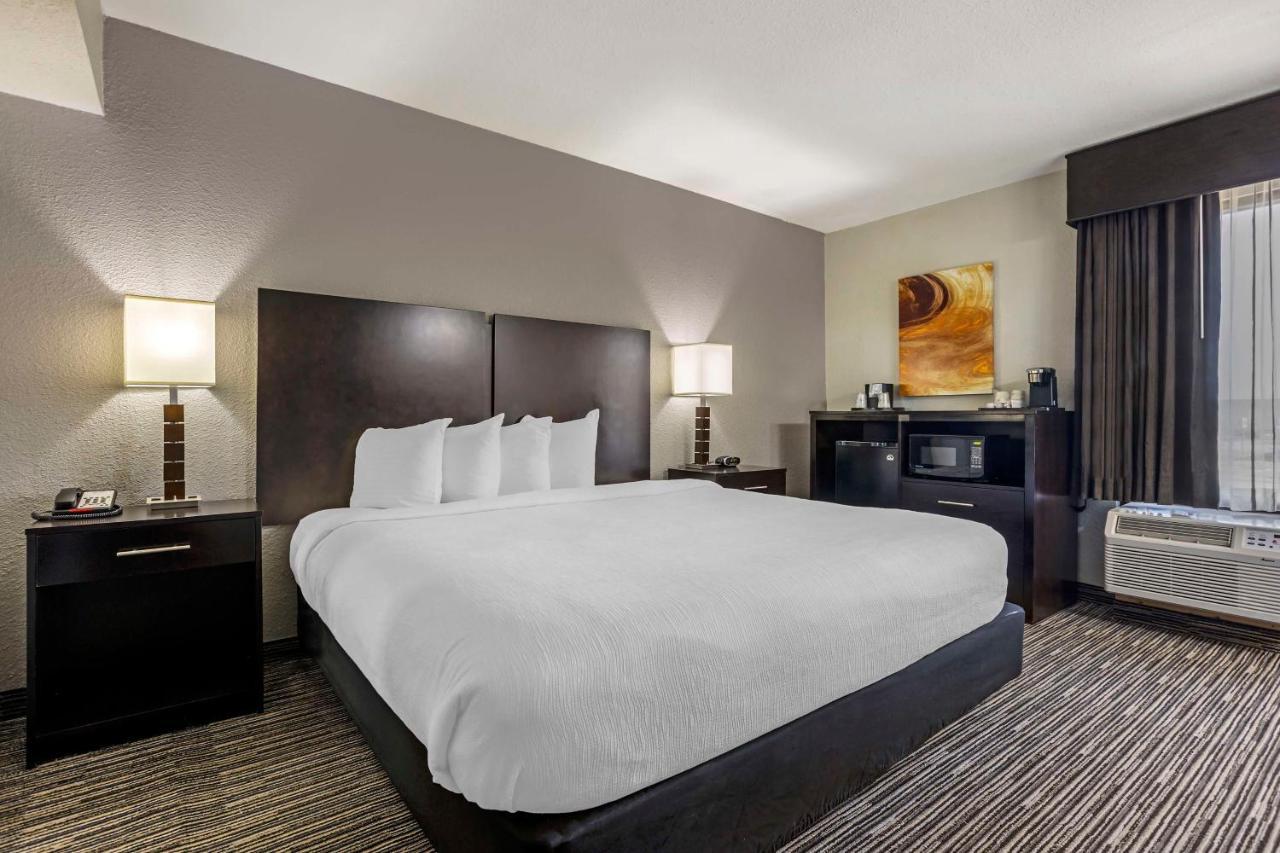 King Room - Non-Smoking,1412200400:JPEG