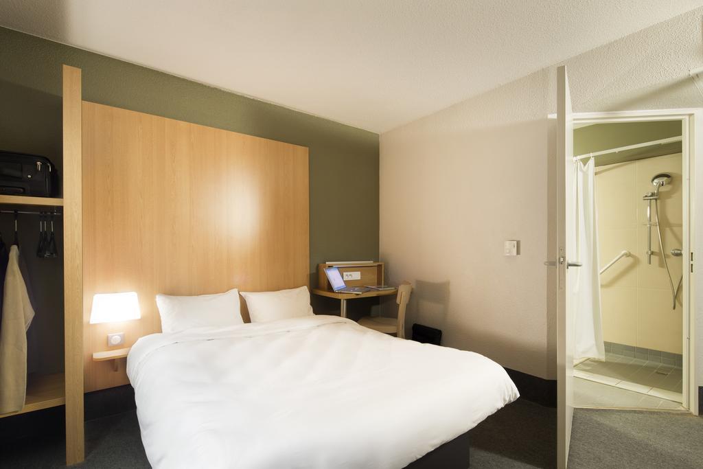 Double Room - Disability Access,141432963:JPEG