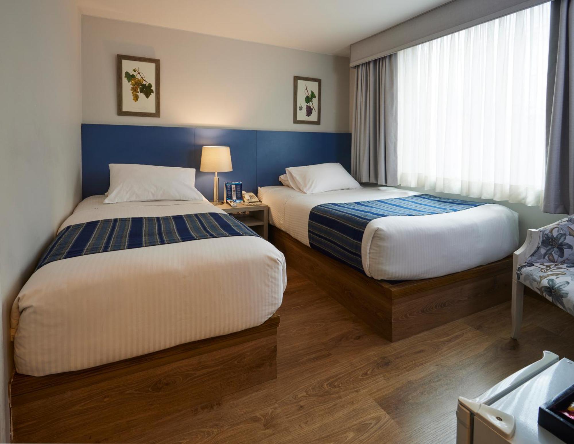 Standard Twin Room,1441438030:JPEG