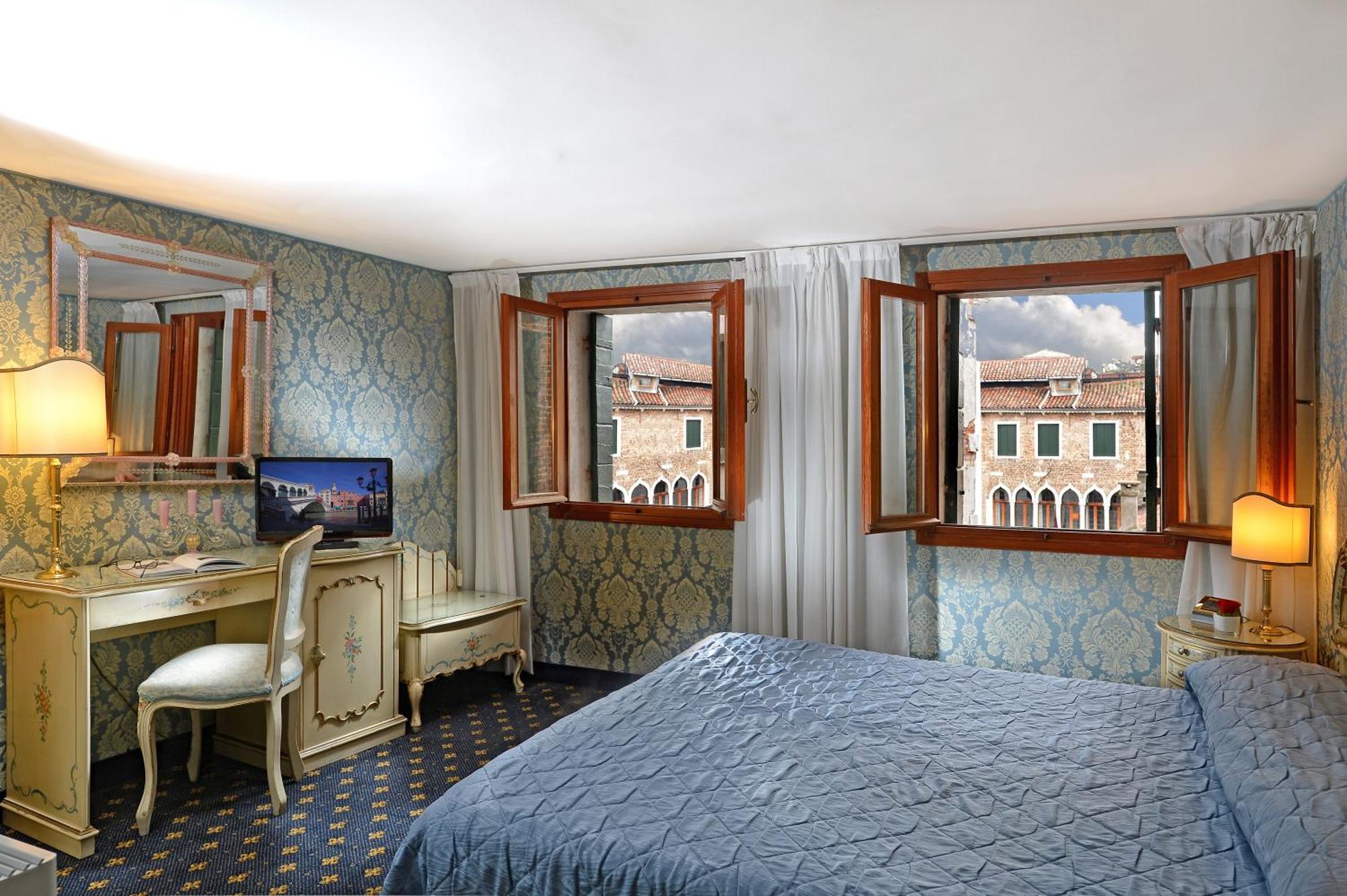 Classic Doppel- oder Zweibettzimmer - Nichtraucher