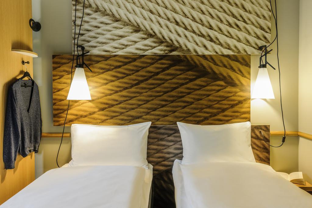 Quarto Standard com 2 Camas de Solteiro