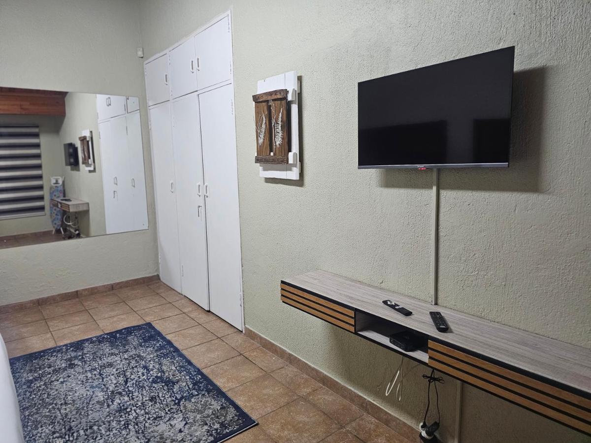 Deluxe Double Room with Extra Bed,1489005247:JPEG