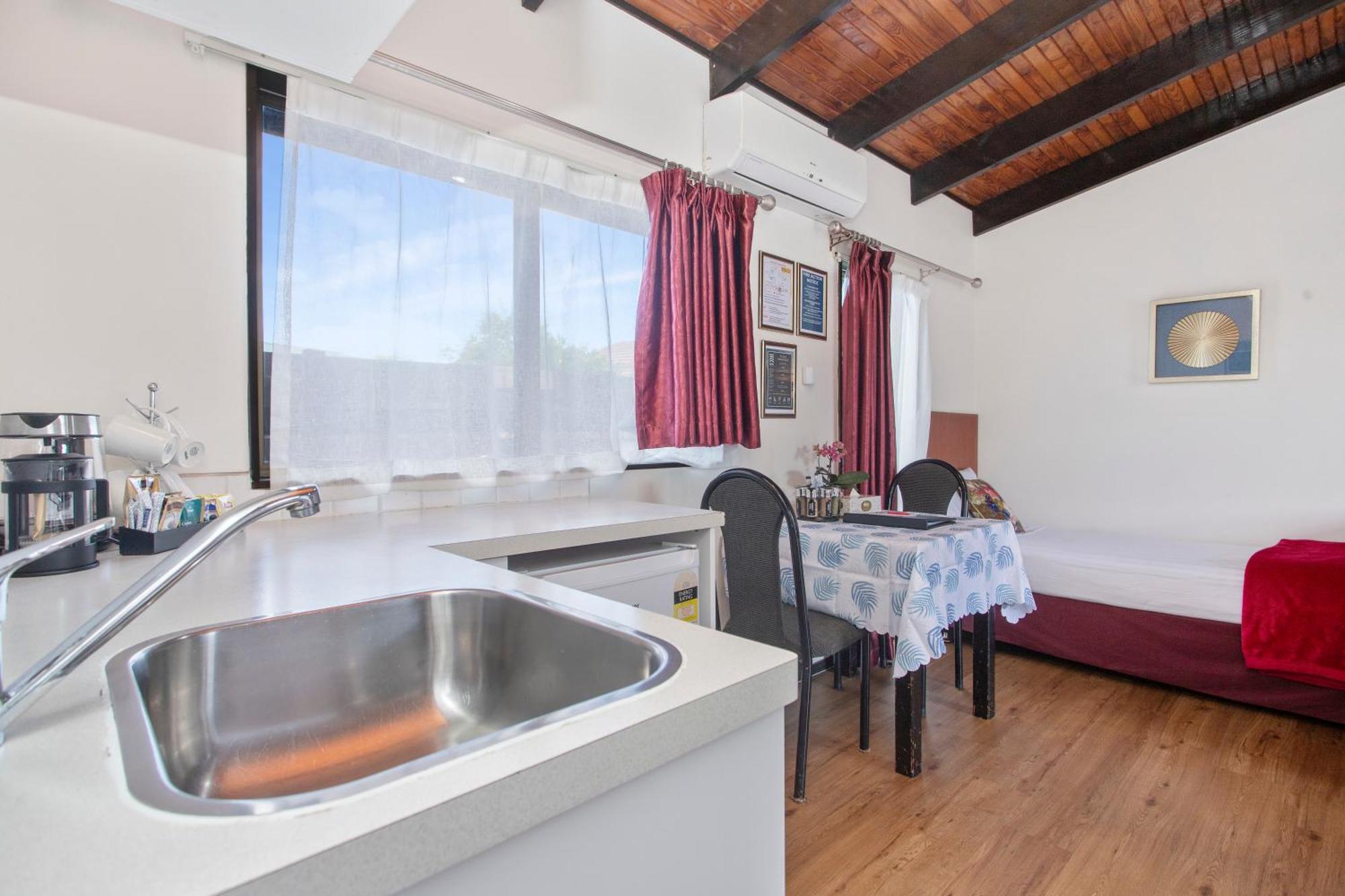 Standard Queen Room,1500815215:JPEG