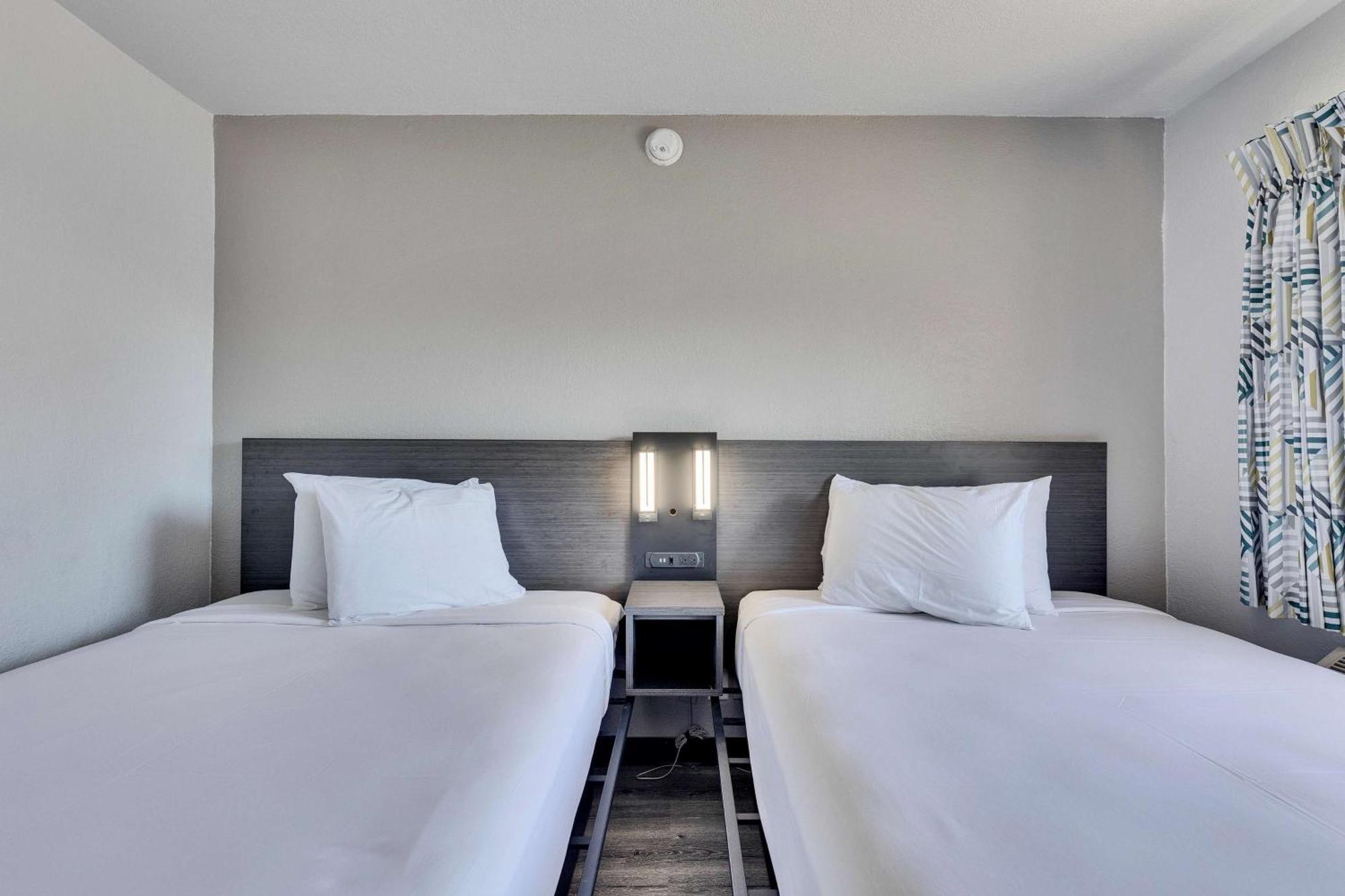 Quadruple Room,1523675119:JPEG