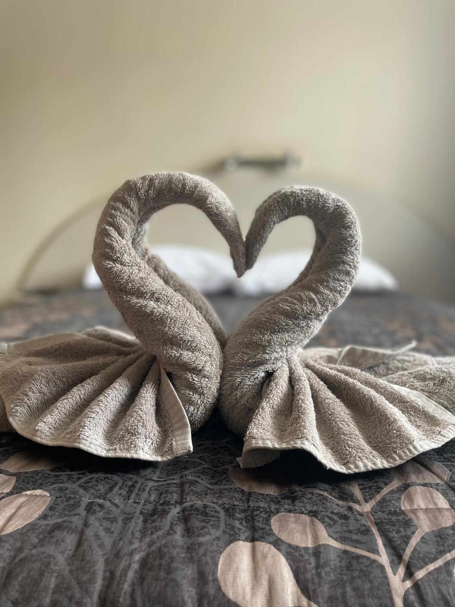 Deluxe Double Room,1704942744:JPEG