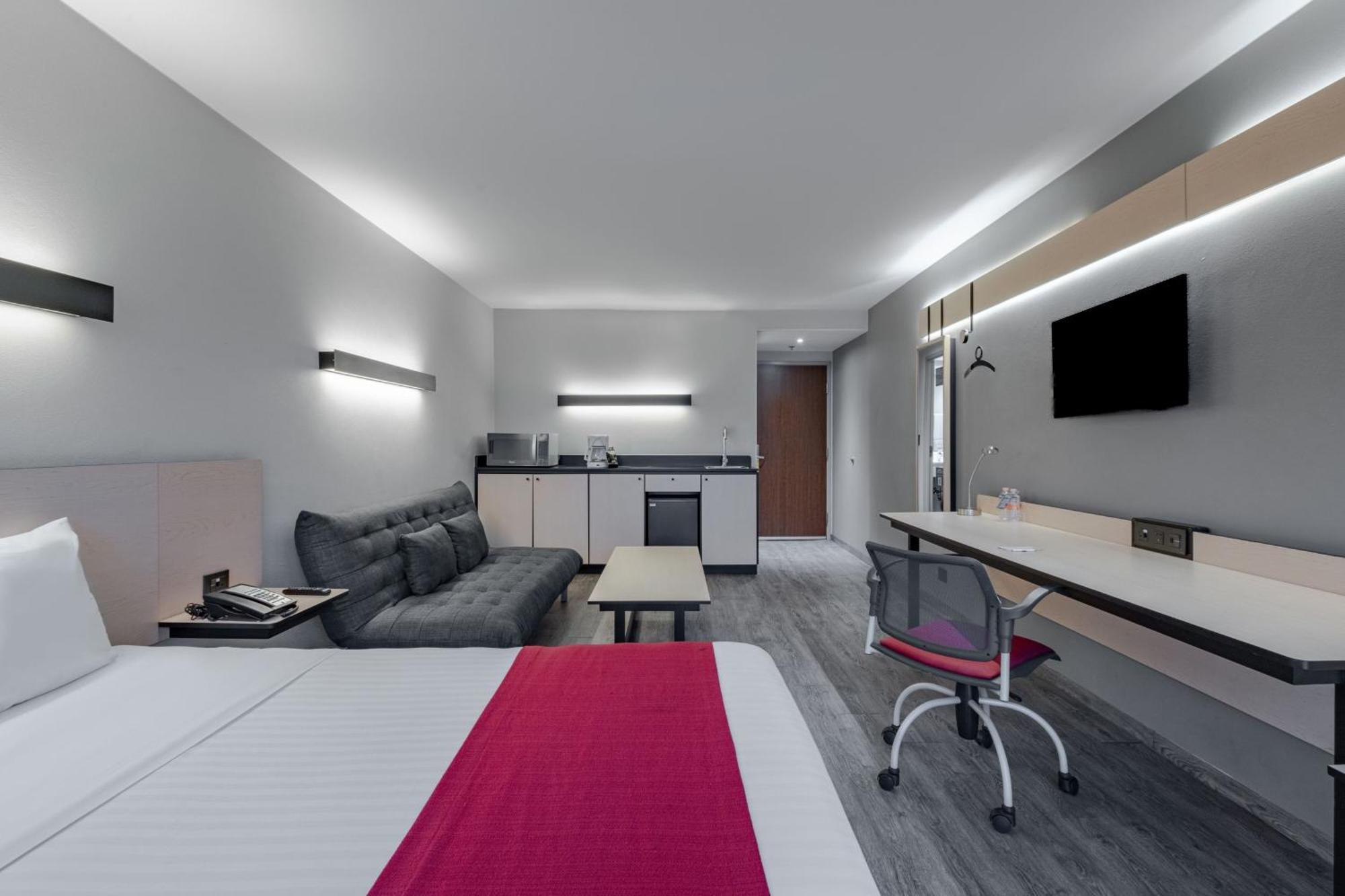 Superior Queen Room with Sofa Bed,1530211783:JPEG