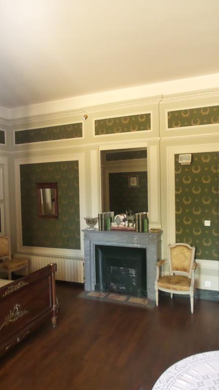 Chambre Familiale avec Salle de Bains