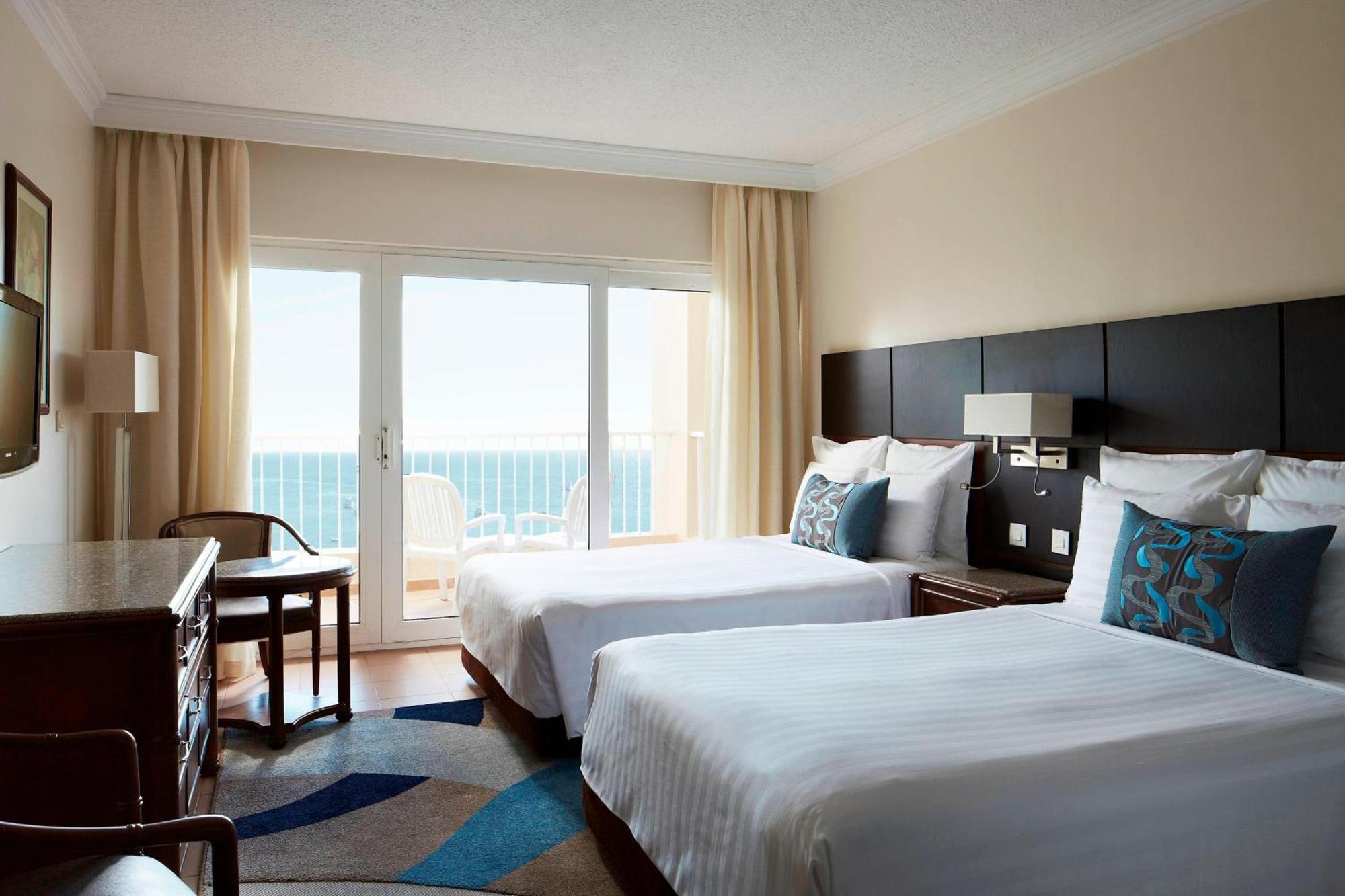 Quarto Twin Standard com Vista Mar e Varanda